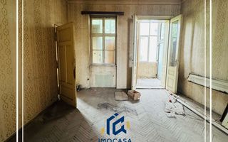 De vanzare Apartament de renovat 4 camere generoase Central Arad - Poză 8