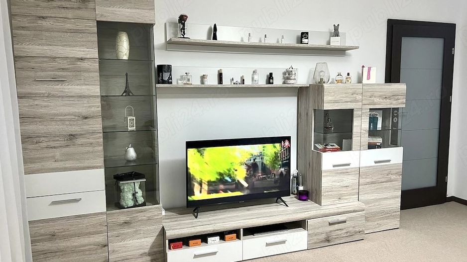 Apartament 2 camere, semidecomandat, zona Dacia, etaj 3 4, renovat, mobilat și utilat - Poză 3