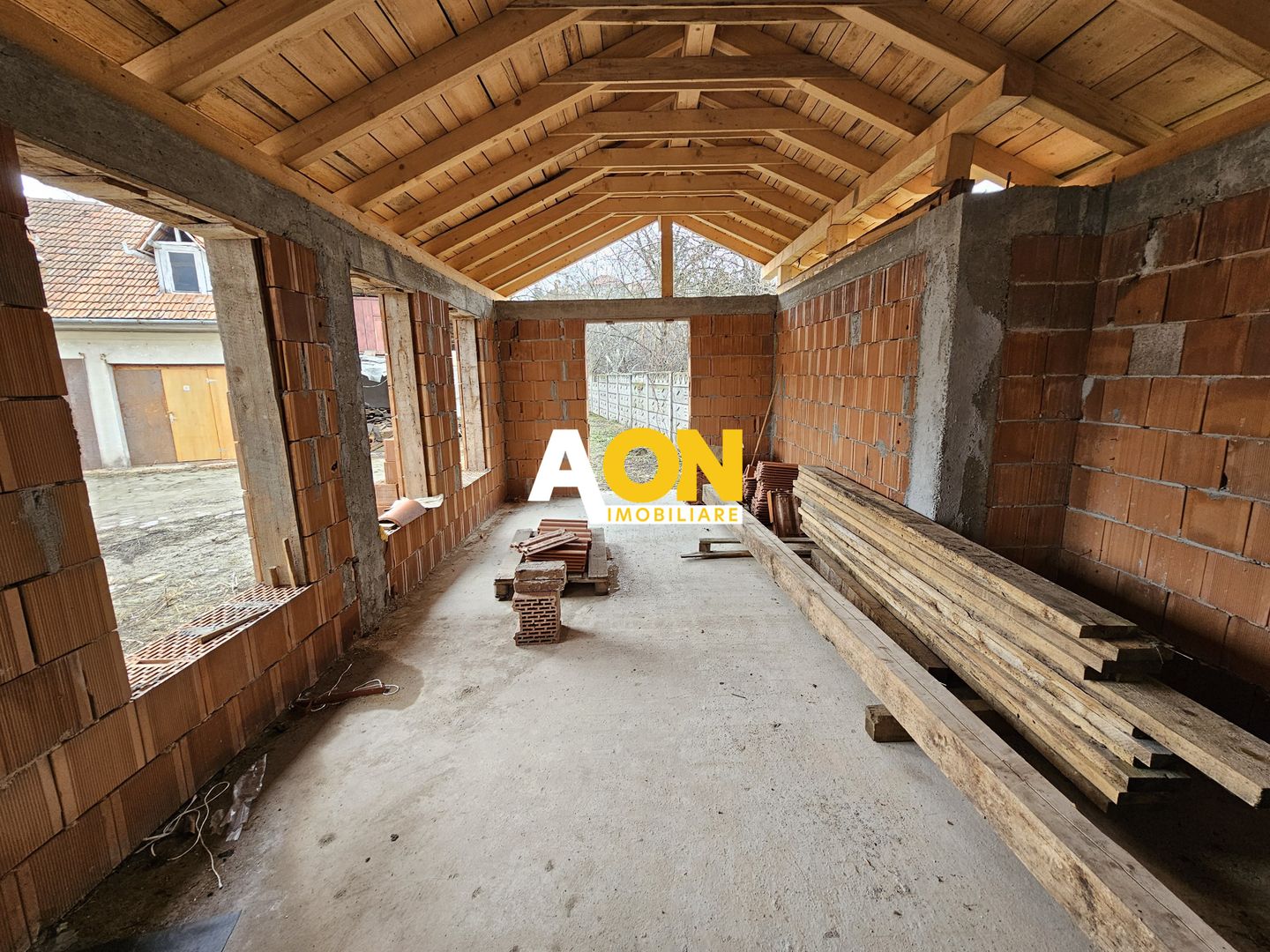 Conac boieresc în zona centrală a municipiului Alba Iulia - Poză 22
