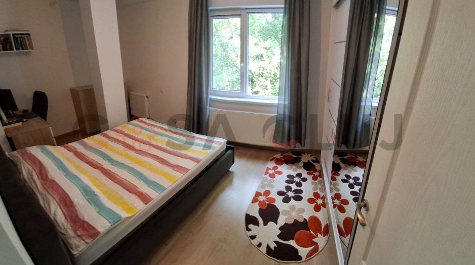 Apartament 3 camere, Etaj 1, Parcare,Zona Vivo!! - Poză 2