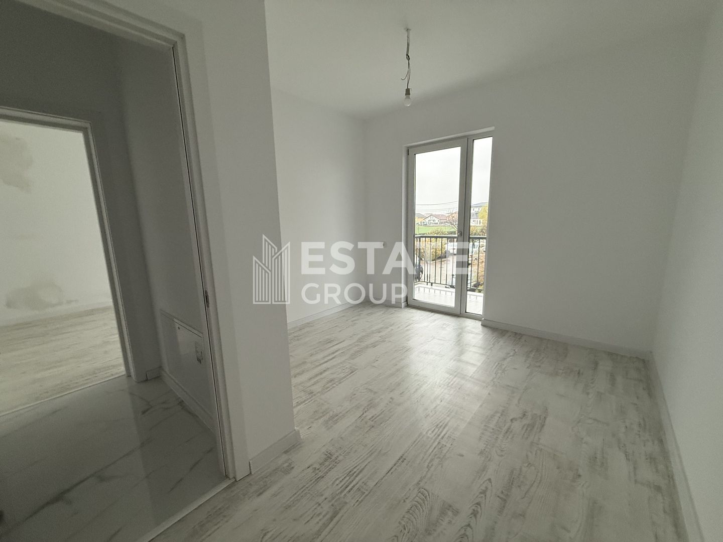 Apartament cu 3 camere in Dumbravita - Poză 8