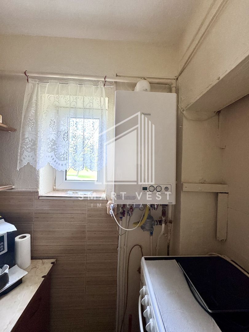 Garsoniera + balcon | Parter | Zona Micro 17,  str. Ostrovului - Poză 7