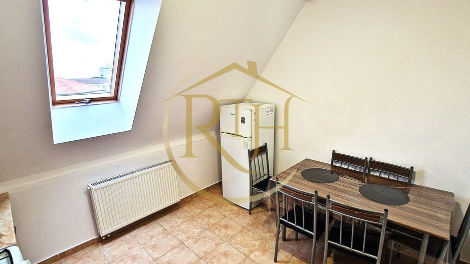 Oferim spre inchiriere apartament cu 2 camere, Zonă Spitalul Județean/Girocului. - Poză 10