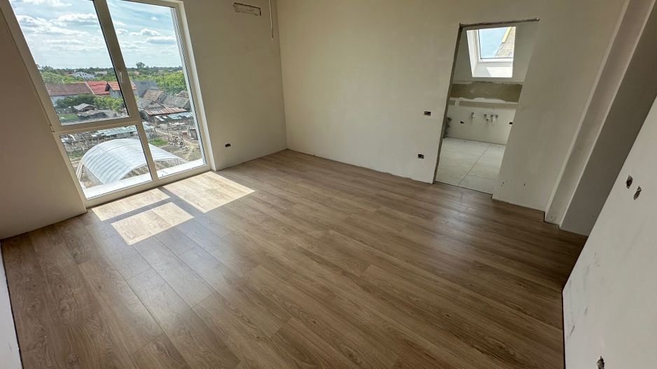 Apartment bloc nou cu lift si loc de parcare inclus - Poză 12