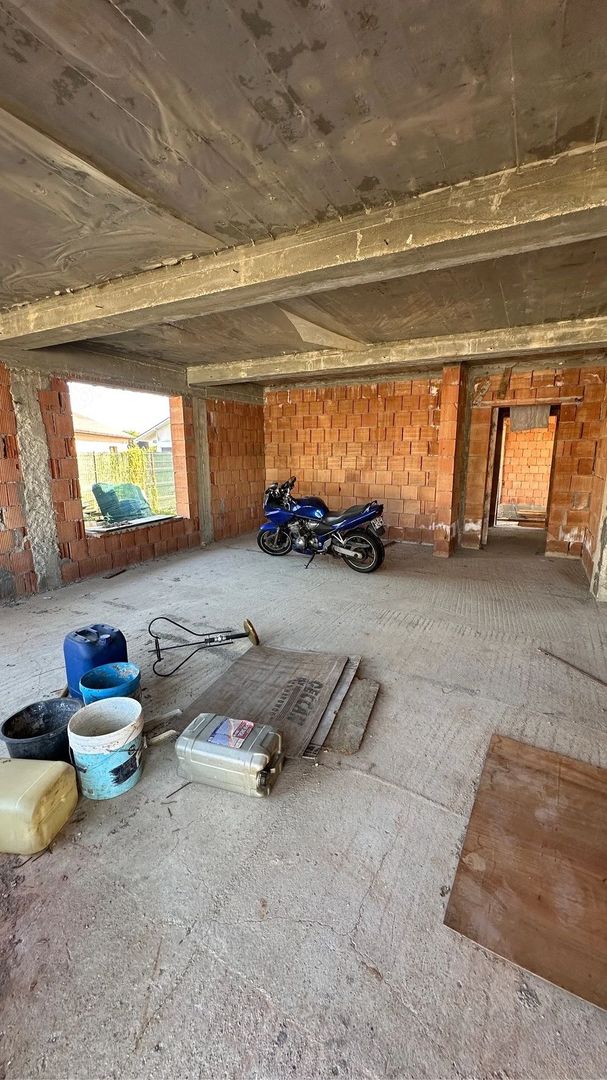 BRASADAS vinde casă la roșu în construcție in Vetis. - Poză 4