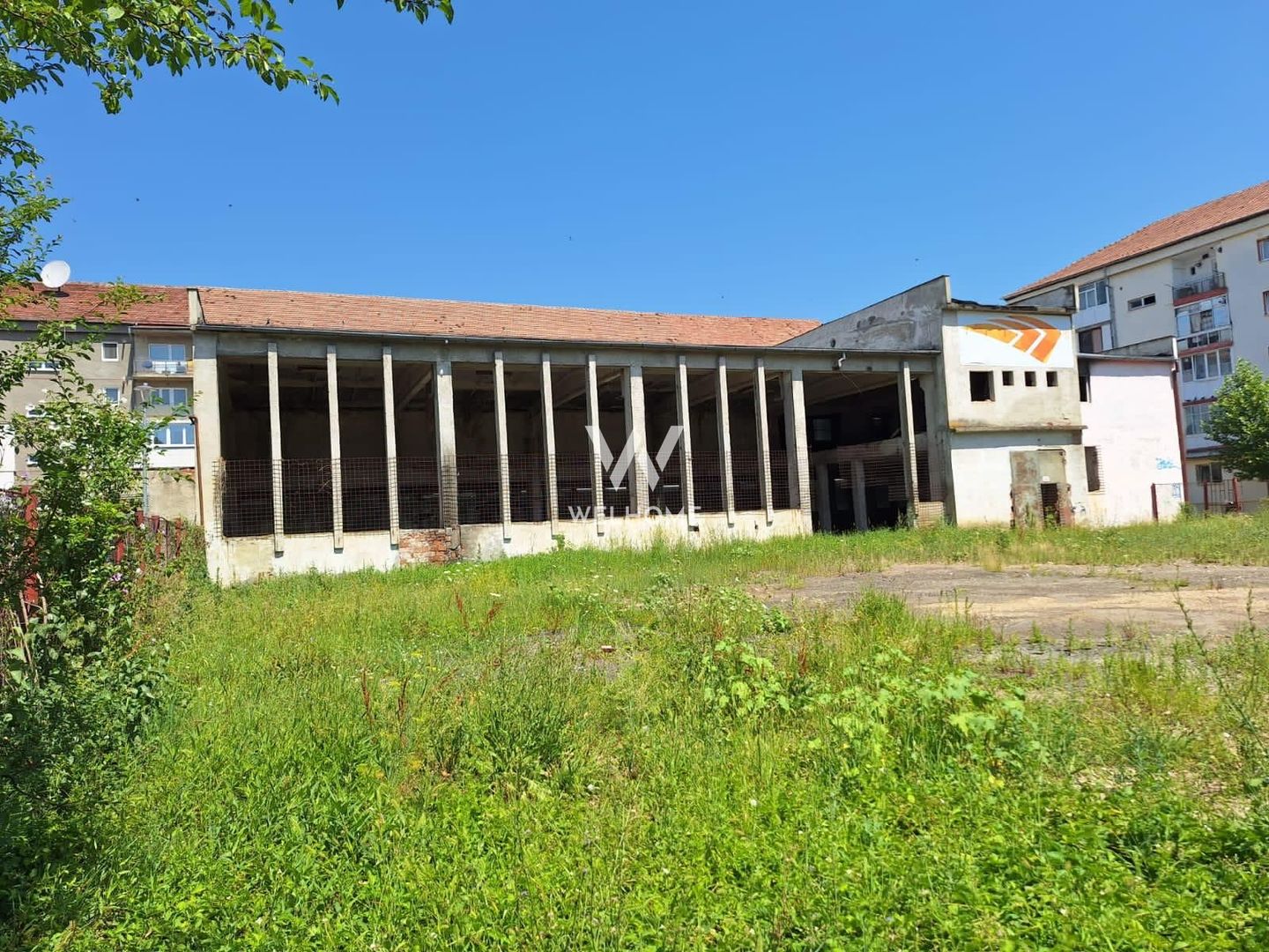 De vânzare – Spațiu versatil, ideal investiție, zonă centrală - Poză 1