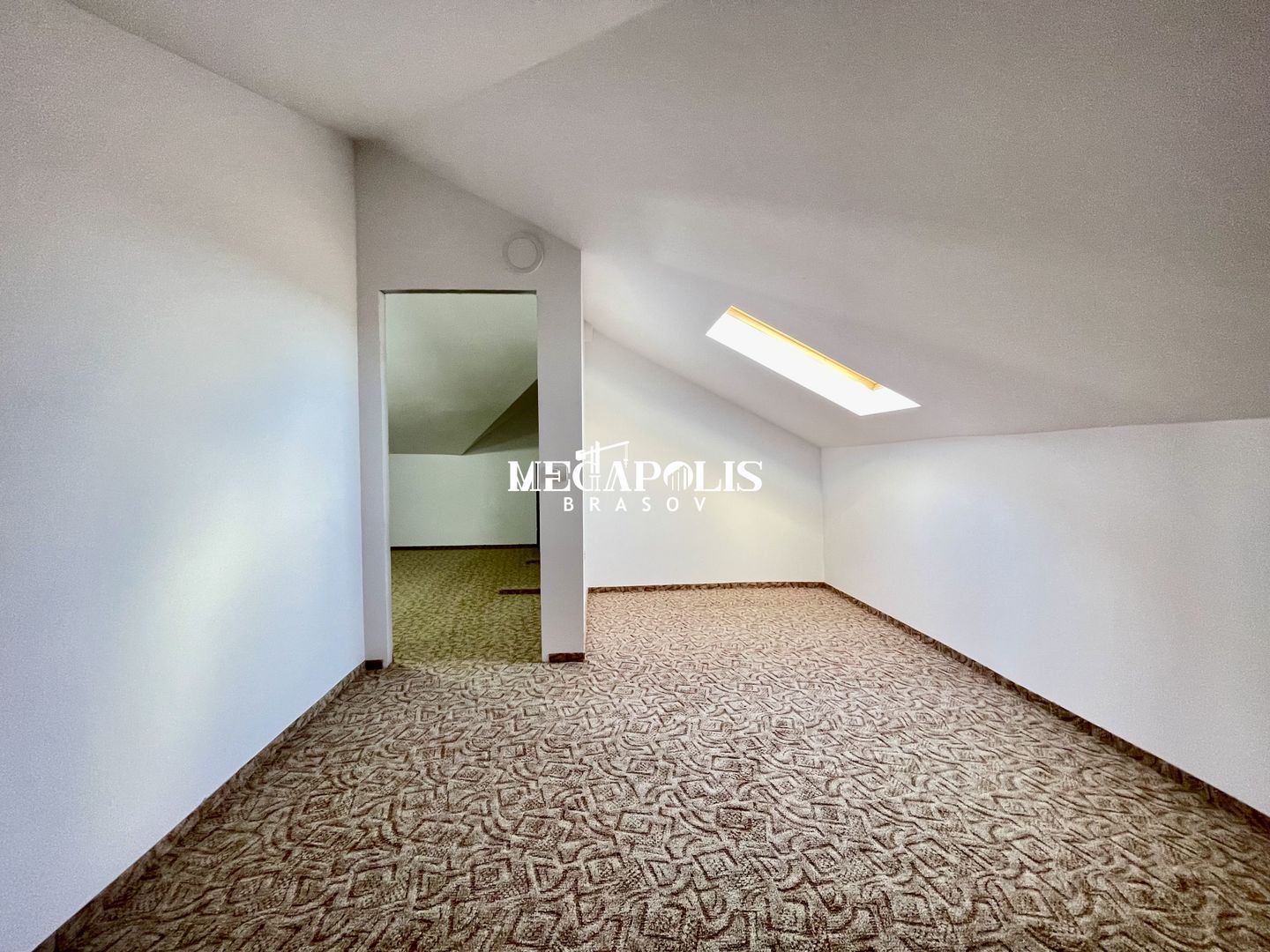 Penthose 3 camere | Mansardă | PET FRIENDLY - Poză 12