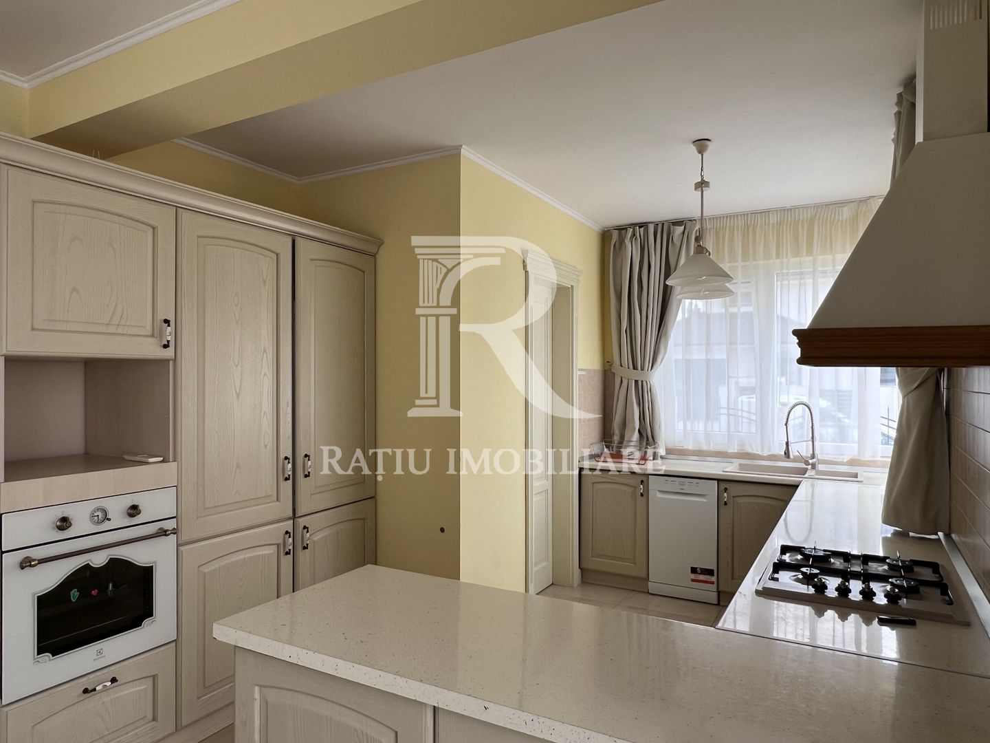Casa cu 4 camere de inchiriat | Cartierul Grigorescu | Oradea - Poză 4