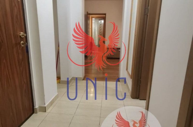 3 camere, zona McDonald's - Poză 3