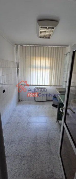 Spatiu Comercial, Podu Ros, 51mp, 750euro - Poză 6