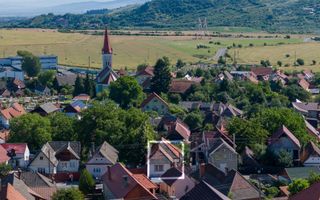 Casa 3 camere 80 mp, renovata parțial, teren generos, Sacele/Brașov - Poză 1