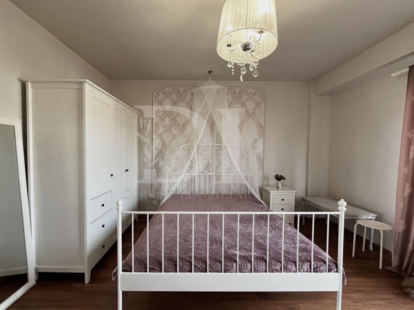 Apartament ultramodern | 3 camere | utilat mobilat la cheie - Poză 9