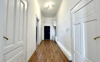 Un apartament spațios cu  2 camere, in , zona Centrala - Take Ionescu - Poză 15