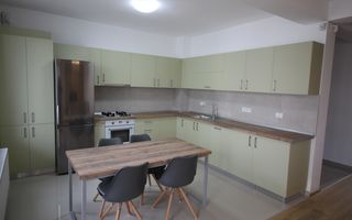 APARTAMENT DEOSEBIT - Poză 4