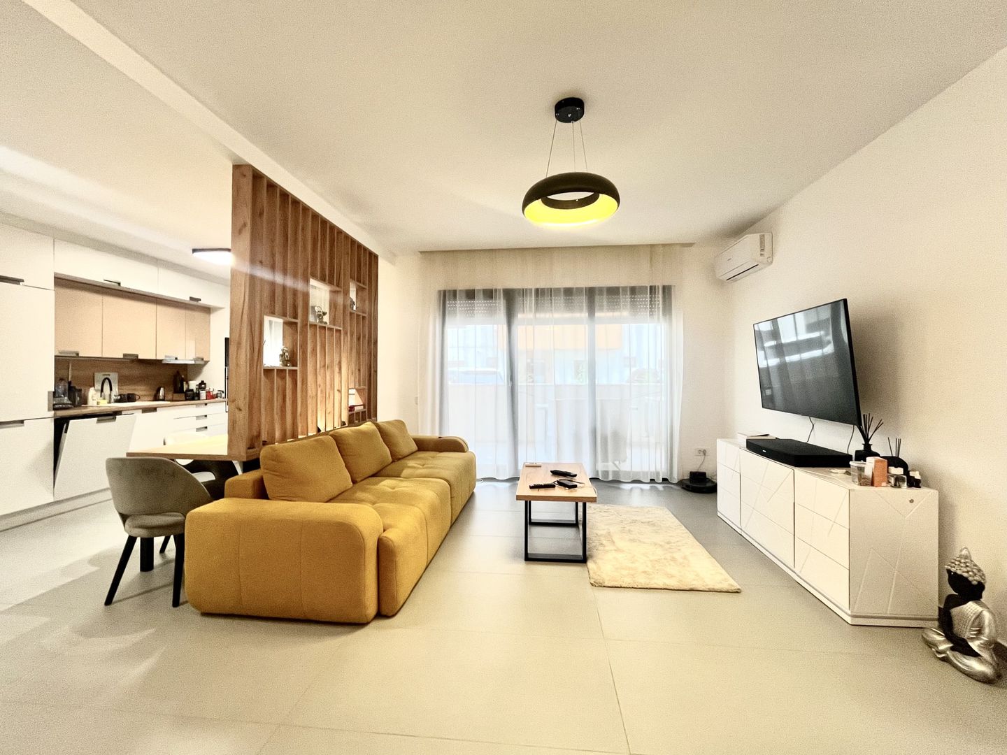 Apartament cu 2 camere, spațios si modern, intrare Dumbrăvița-Kaufland - Poză 1