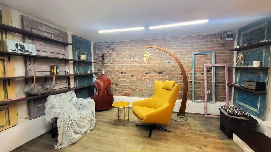 Exclusivitate - Zona Afi, - Poză 1