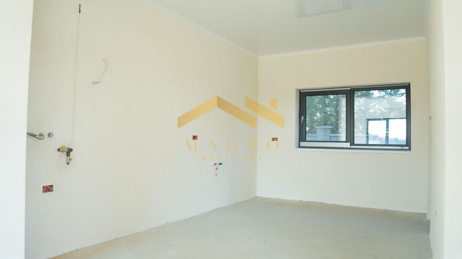 VILA noua 4 camere  + 2 locuri cu fundatie Vladimirescu zona Europa - Poză 14