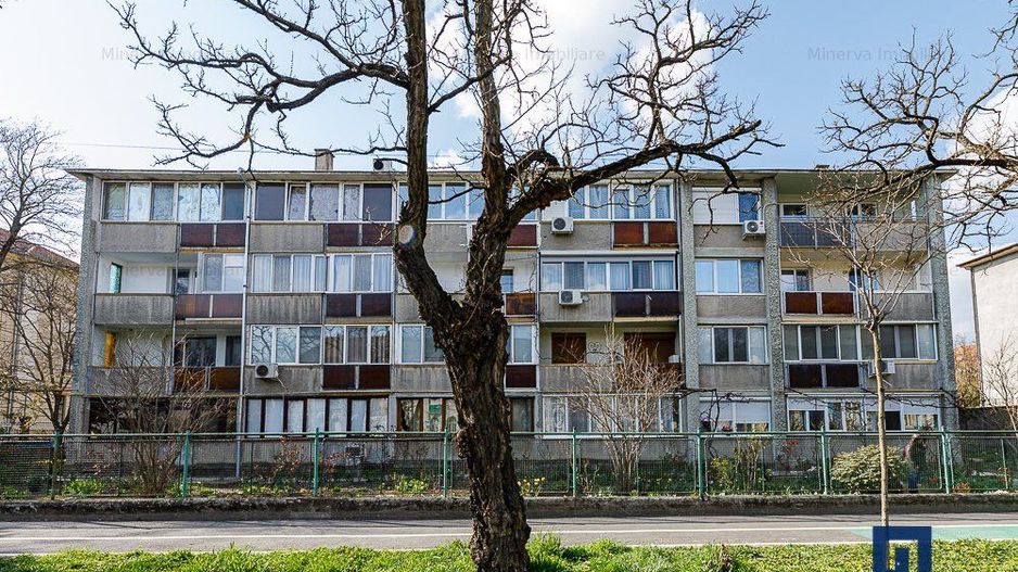Bd CD LOGA Închiriere Apartament 2 camere decomandat, mobilat utilat, 340 euro - Poză 16