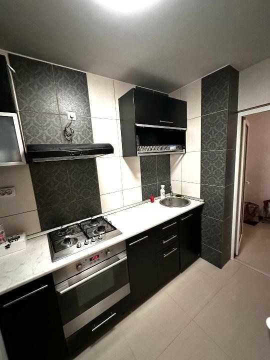 Inchiriere Apartament 3 camere, zona Politehnica/AFI Mall A50 - Poză 1