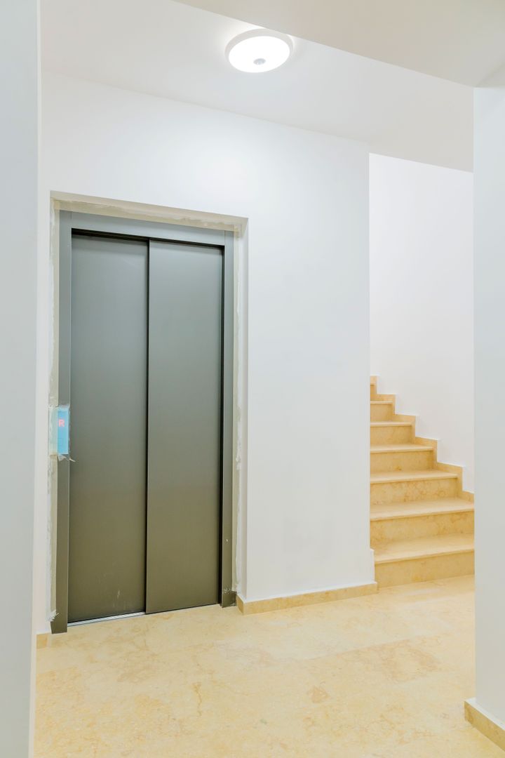 Apartament 3 Camere, Etaj 2, Decomandat, 92 mp Utili, Str. Oboga, Militari - Poză 14