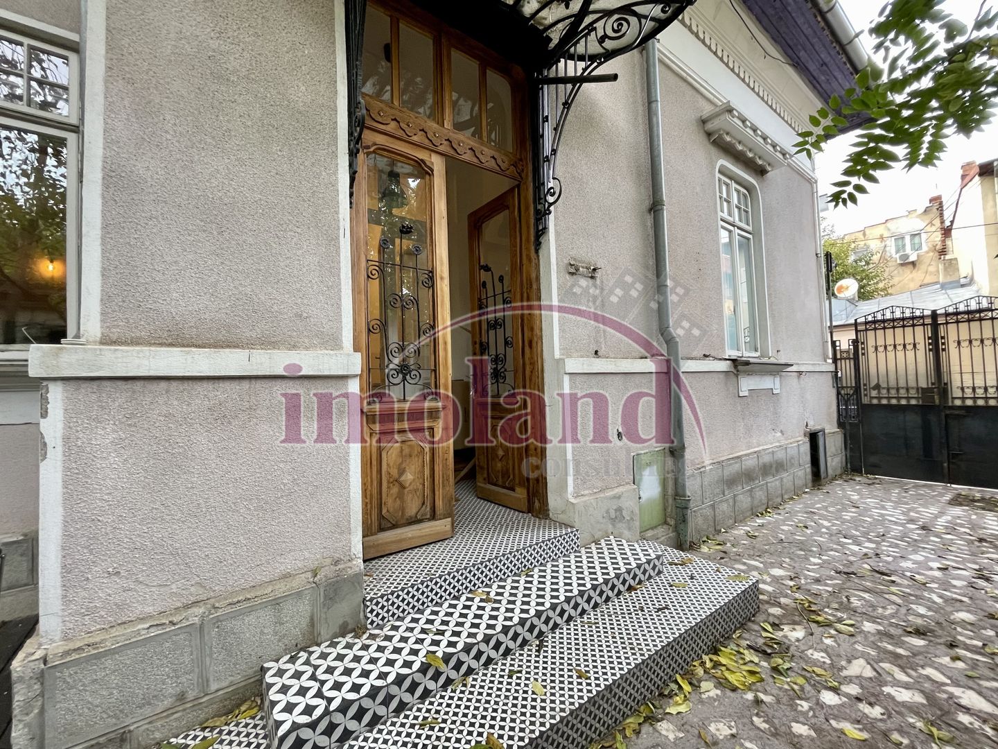 Închiriere VILA 160 mp curte 100 mp – zona Polonă / Dorobanți - Poză 24