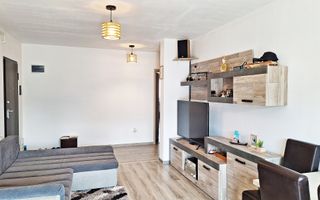 Ghimbav, intrare dinspre Brasov, apartament 3 camere mobilat, 135000 euro - Poză 8