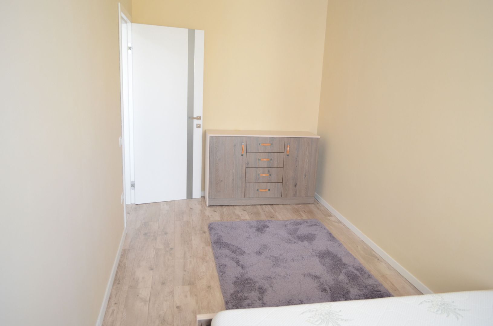 apartament zona Vivo cu 2 camere si parcare exterioara - Poză 8