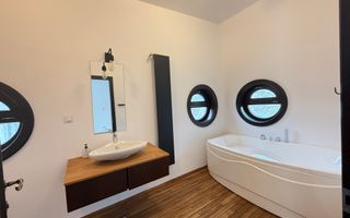 CASA ART-DECO CONSOLIDATA in 2011 cu gradina de 160 mp - Poză 18