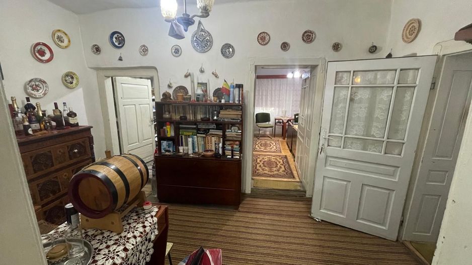 Vindem casă tradițională in sat Sabolciu,central, 4500 mp- 76.000 euro - Poză 7