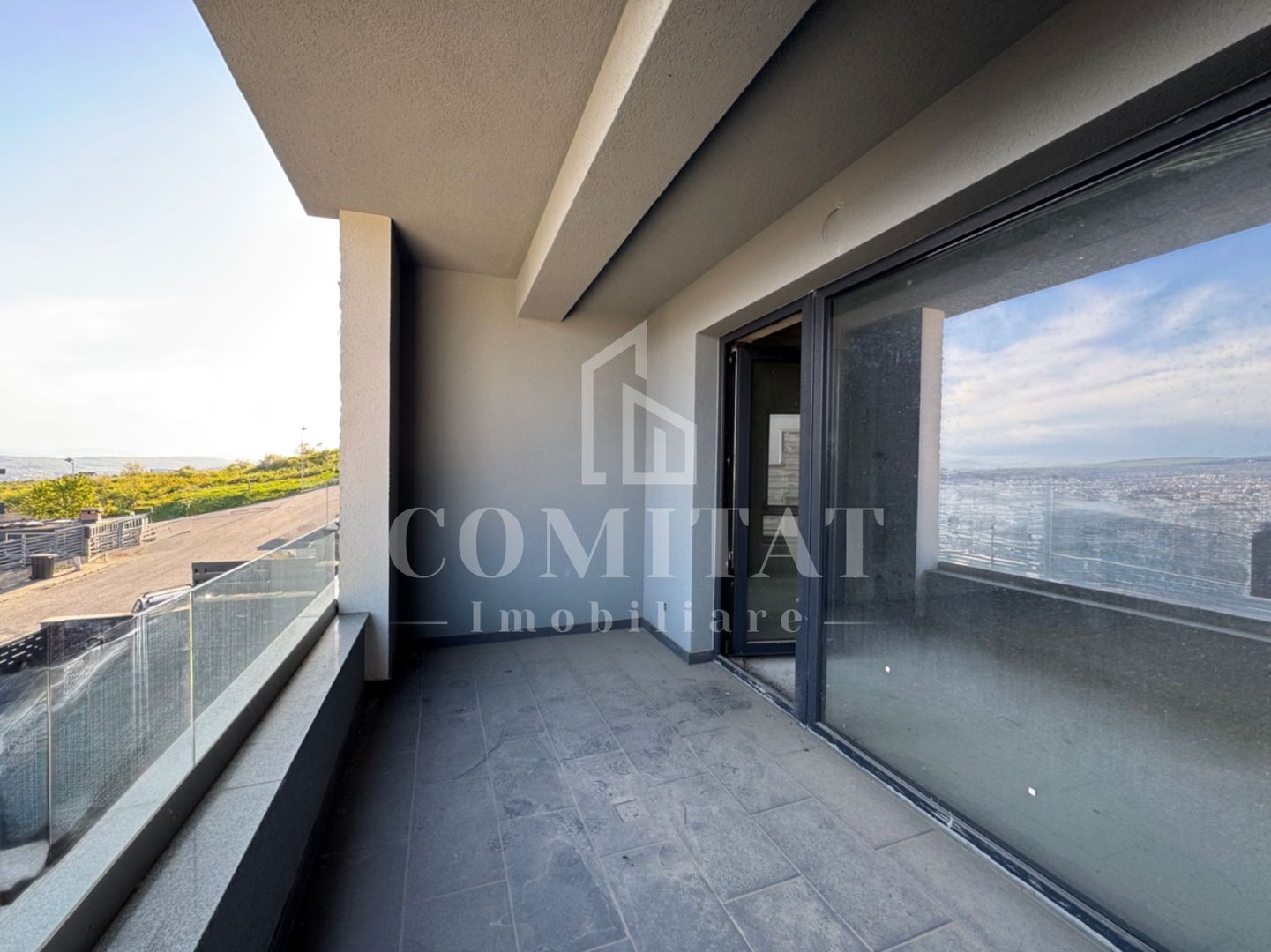 Casă de tip duplex de vânzare | Stadiu semifinisat | Zona Voroneț - Poză 1