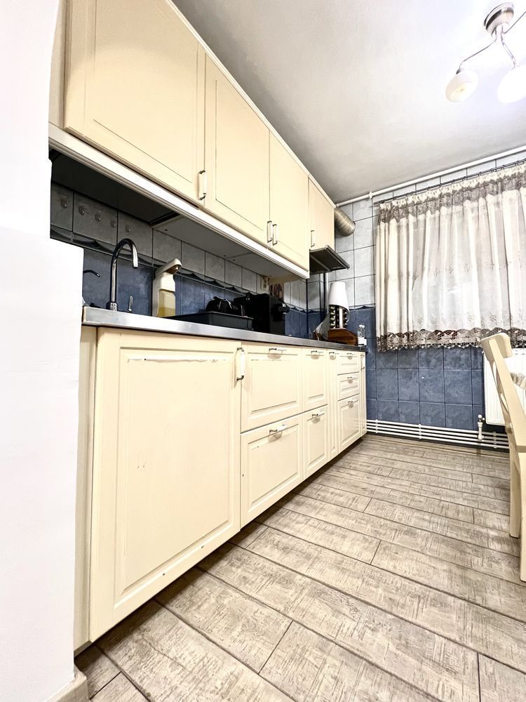 De vanzare apartament 2 camere, Margeanului - Poză 2