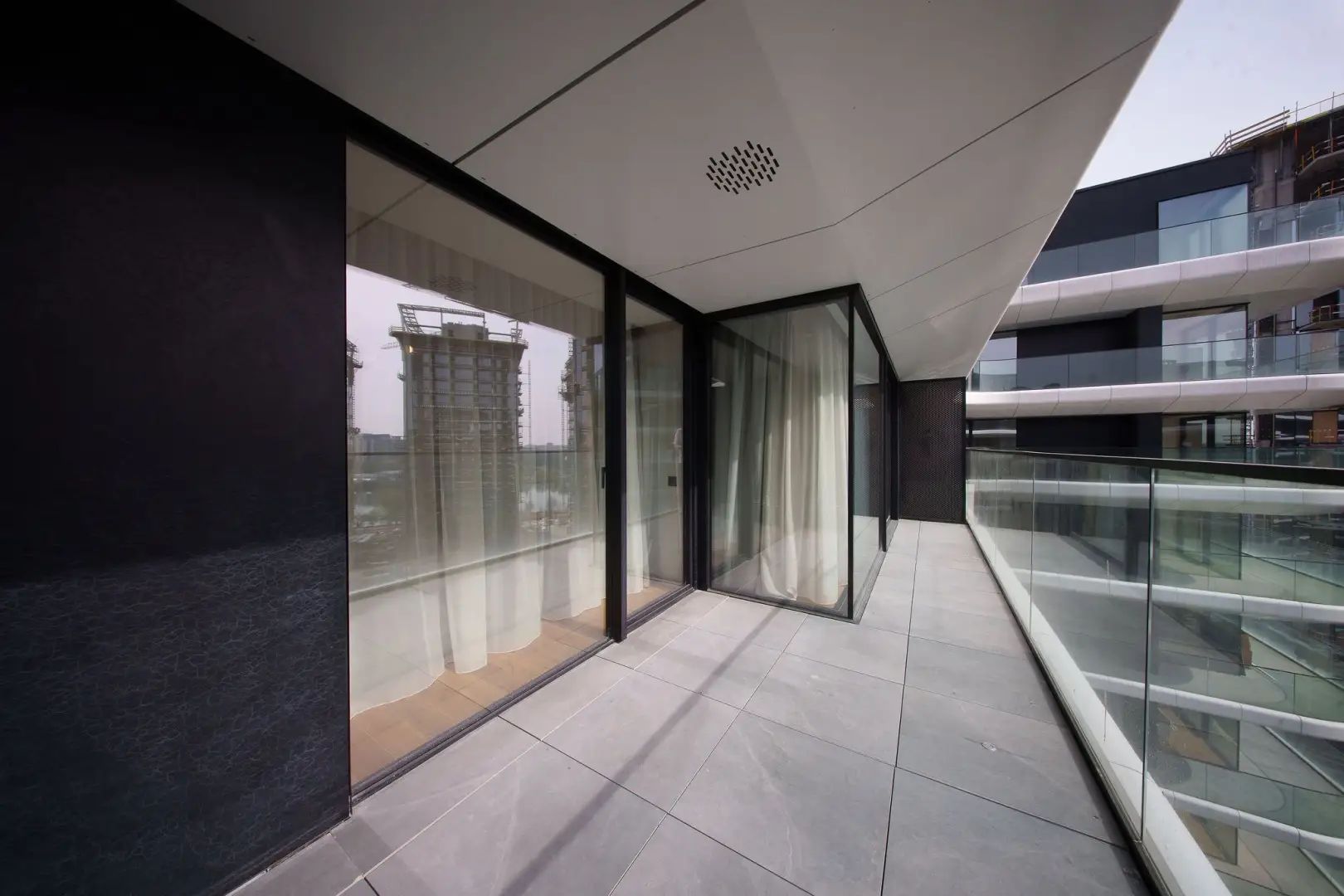 Apartament cu 2 camere de închiriat în Yacht Kid - Poză 12