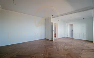 Năvodari - Casă exclusivistă cu ponton privat – Primul rând la lac - Poză 27