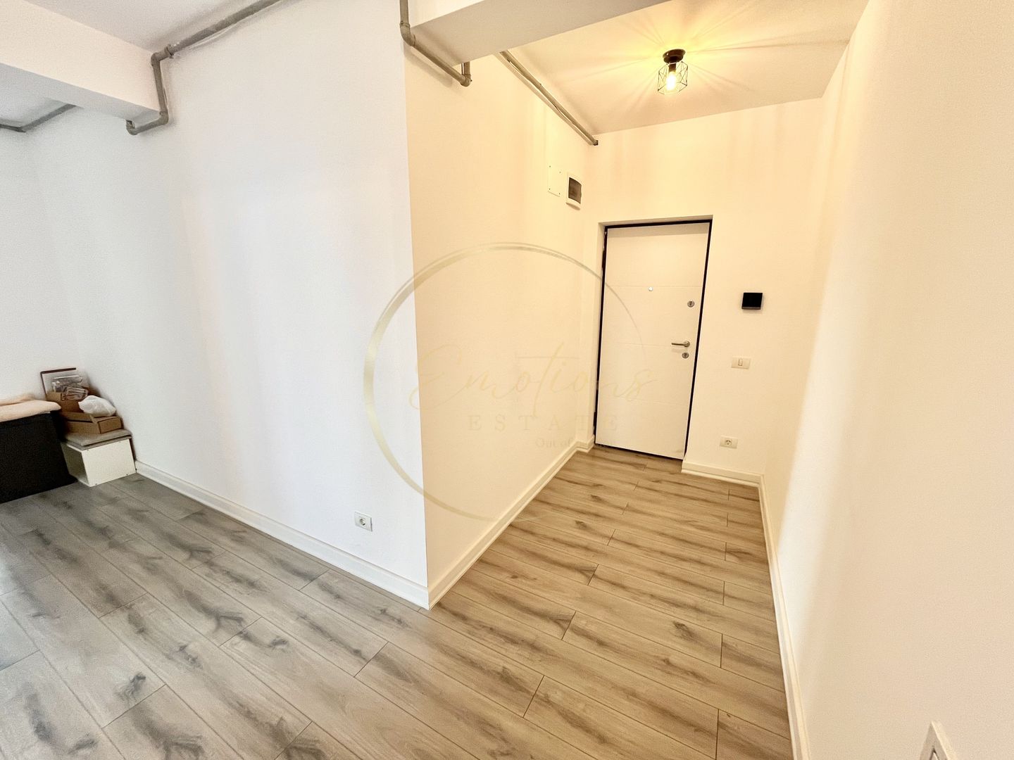 SUPER PREȚ | Apartament cu 2 camere -  Giroc - zona Planetelor - FOARTE SPAȚIOS - Poză 7