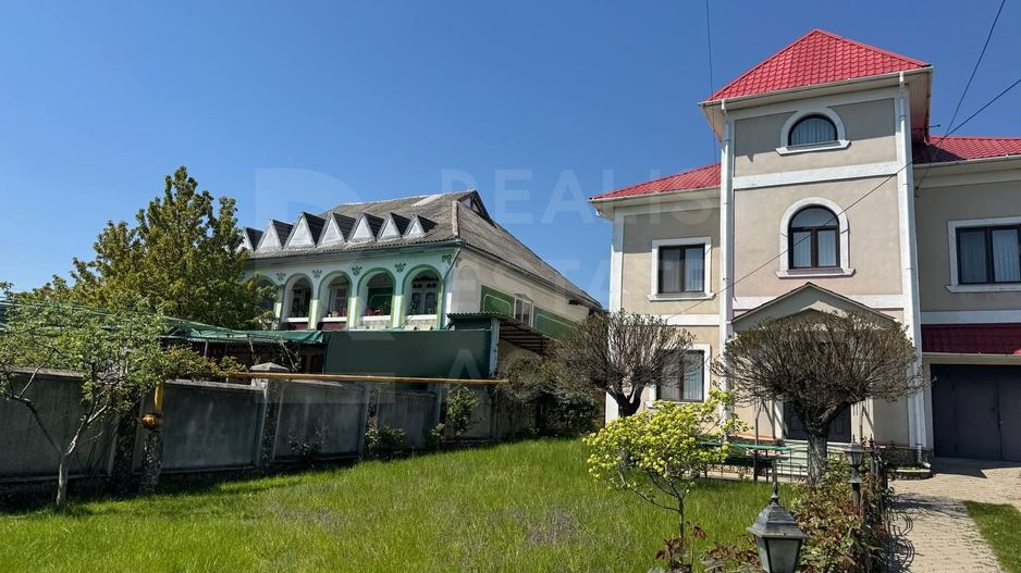 Vânzare, casă 3 nivele , str. Sihastrului, Codru - Poză 3