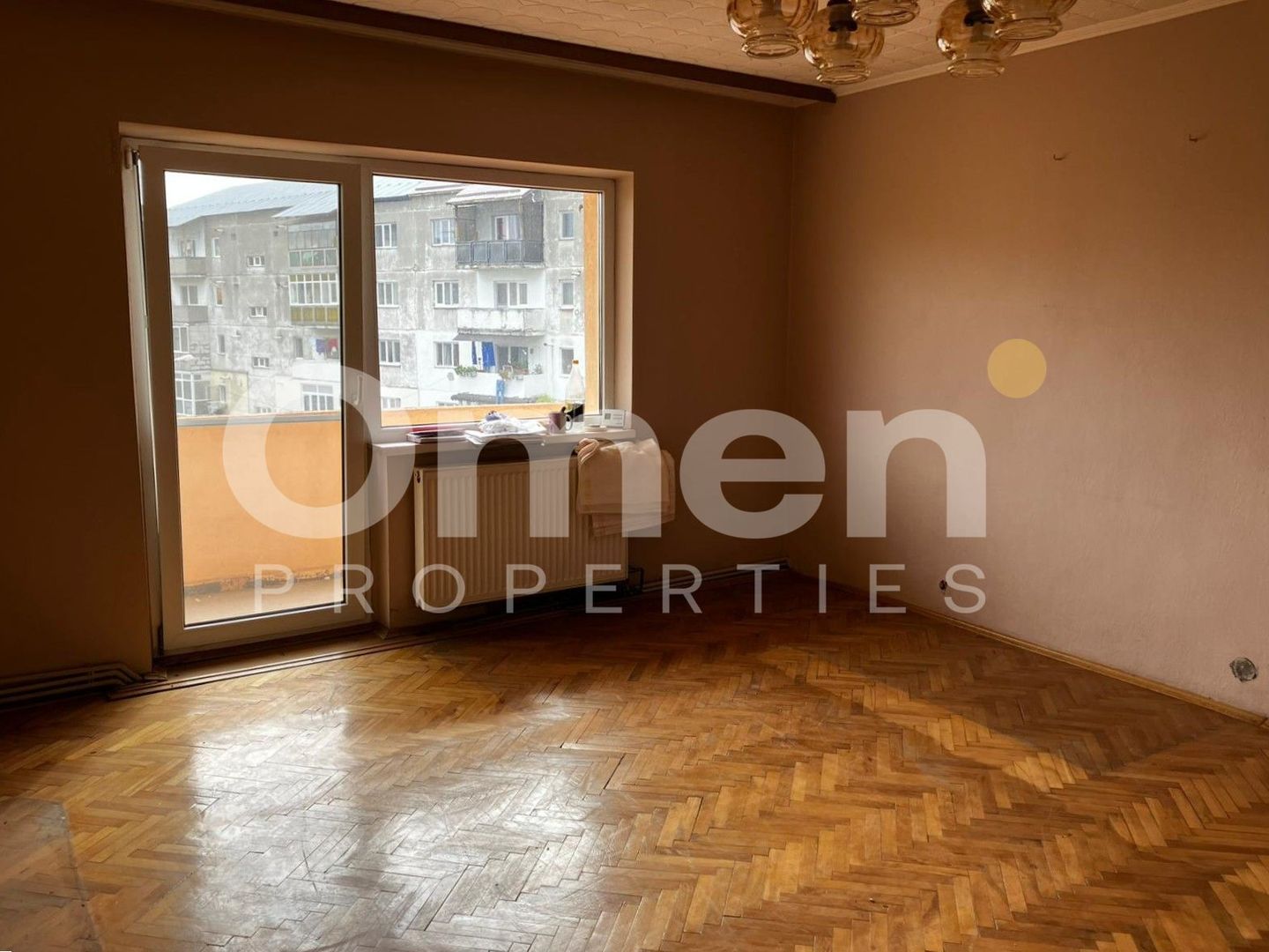 Apartament 3 camere decomandate si 2 bai, etaj intermediar - Poză 2