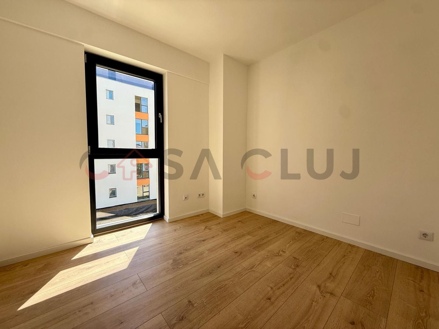 Apartament premium, 3 camere, bloc nou, parcare - Poză 9
