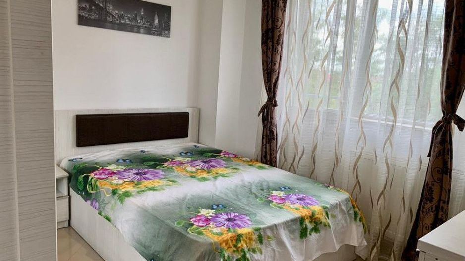 Vanzare Apartament 3 Camere Prundu - Poză 5