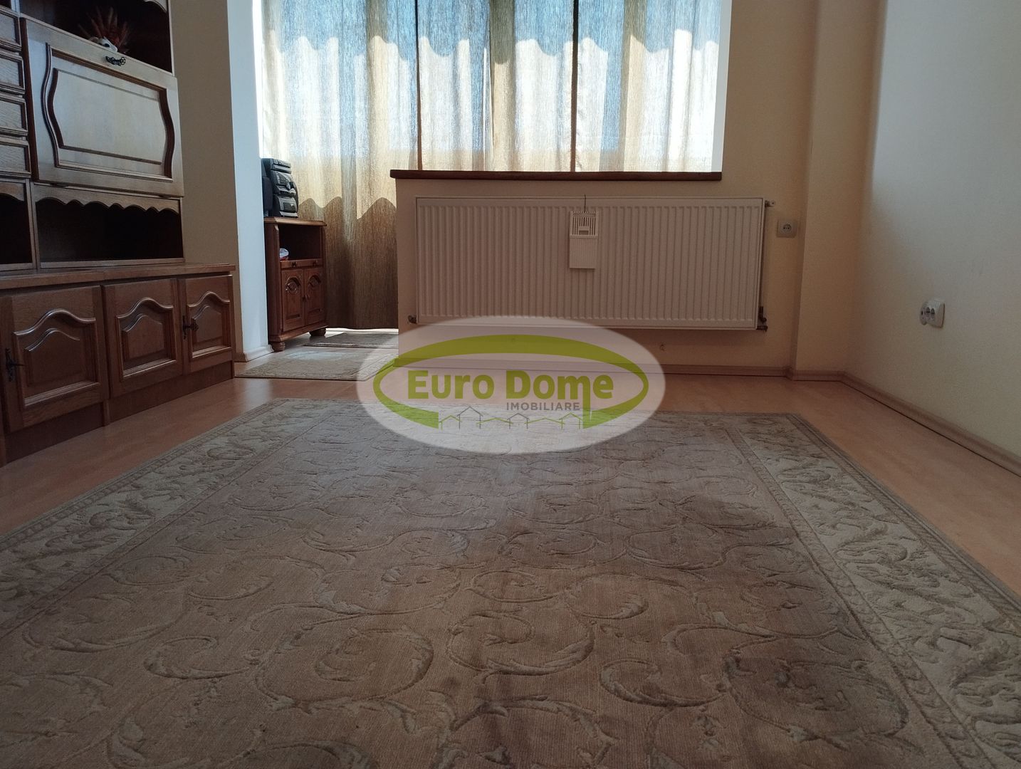 Inchiriere  apartament de 2 camere decomandat - Poză 8