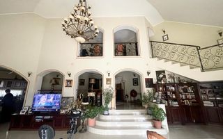 Vila superba**8 camere** Teren 1300 mp**Sauna +Piscina//Pipera - Poză 3