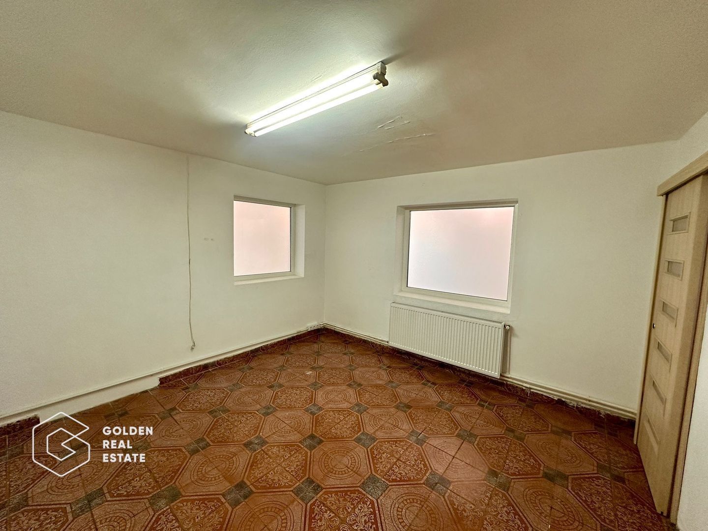 Oportunitate! Spatiu comercial modern si frumos amenajat, Uta, 4 camere, 190 mp - Poză 6