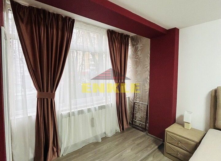 De inchiriat apartament 2 camere, zona Pietonalul Unirii. Pret 400€ - Poză 4