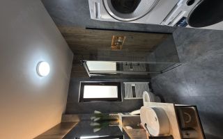 Vând apartament cu 3 camere - Poză 1