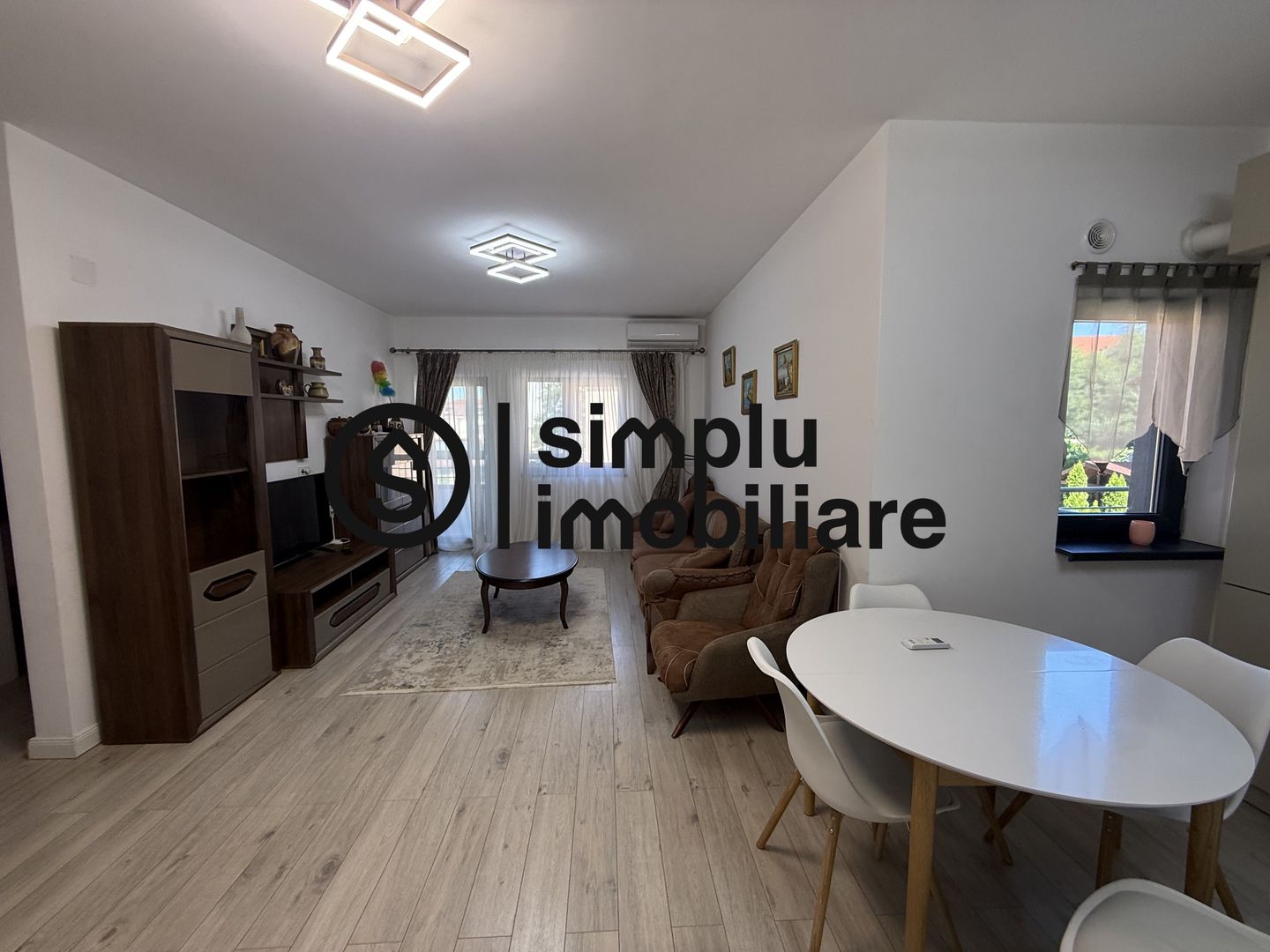 Apartament 3 camere Bloc Nou et 1/3 - Poză 1