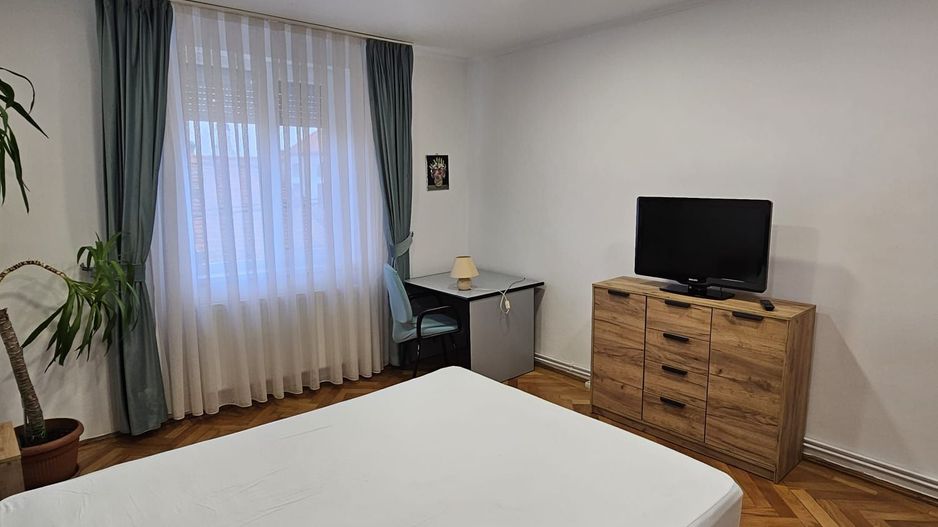 Ap cu 2 dormitoare de închiriat–Ultracentral, Oradea(zona Iuliu Maniu) - Poză 7