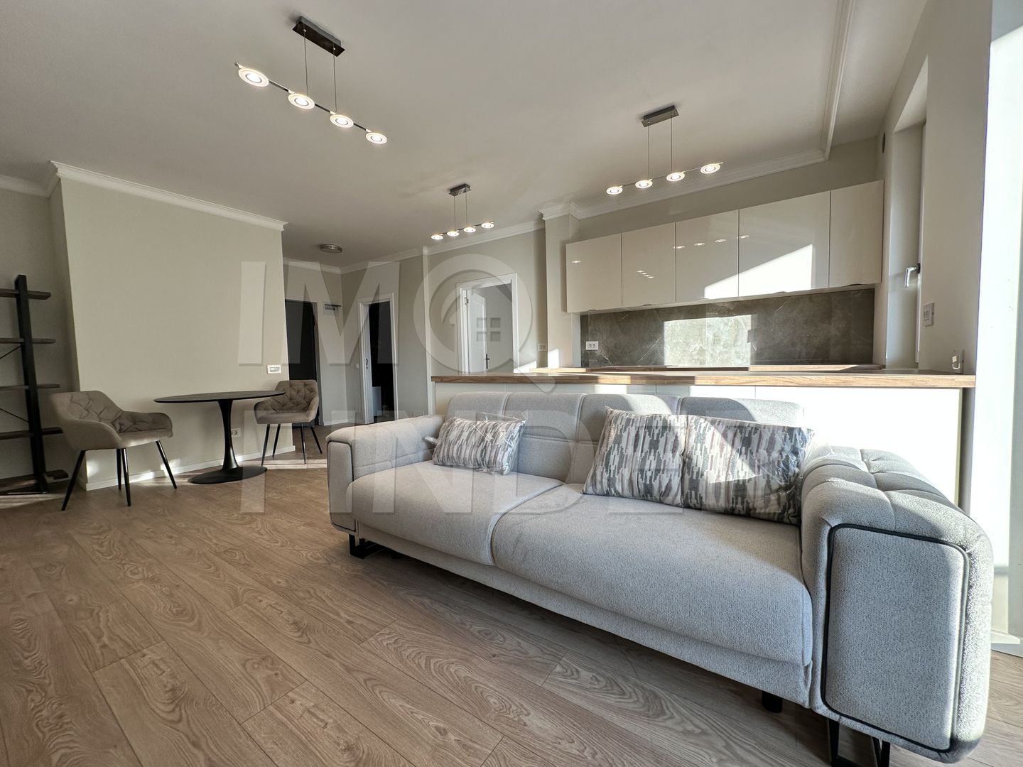 FARA COMISION - 2 camere 52 mp plus terasa zona VIVO - Poză 1