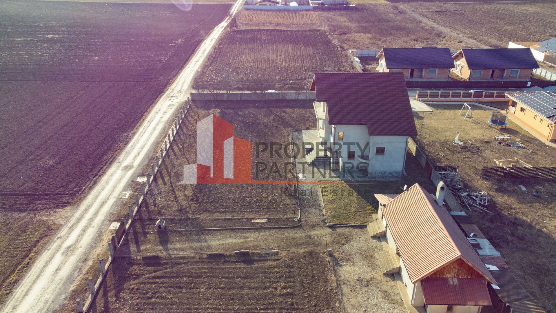 Casa cu teren 1500 mp in Harman - Poză 26