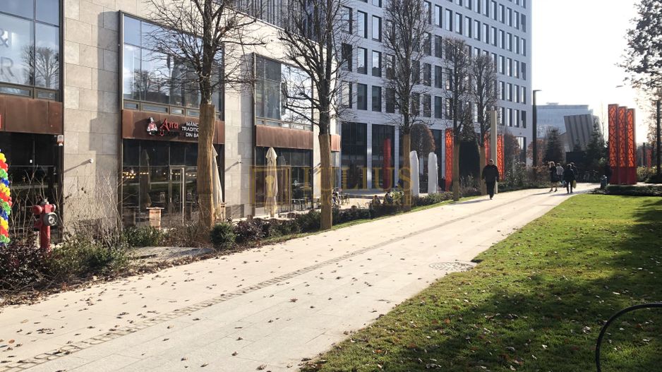 Peste drum de Iulius Mall/Town; centrala proprie, modern amenajat. - Poză 1