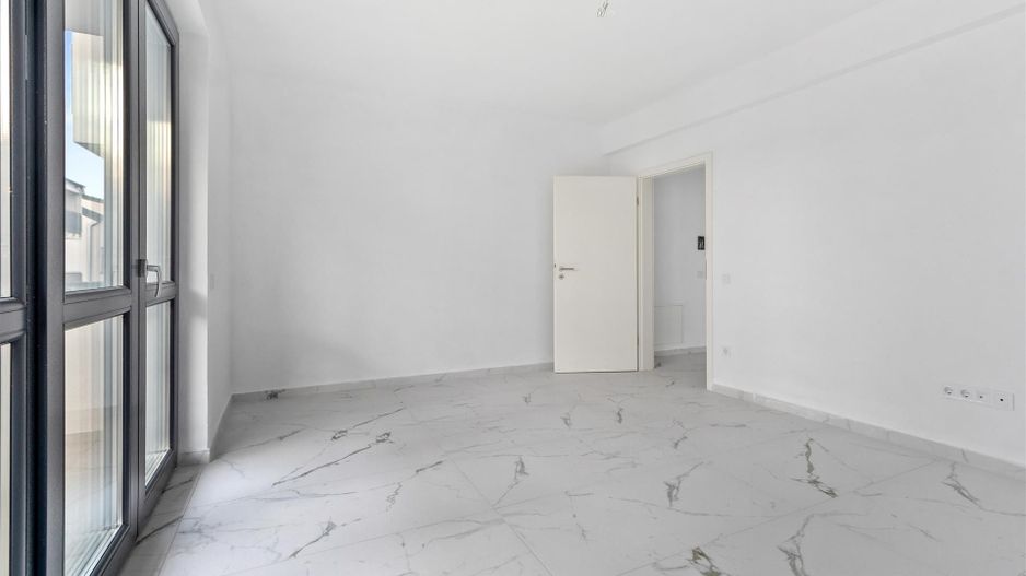 Apartament nou 3 camere si parcare Sanpetru Brasov - Poză 5