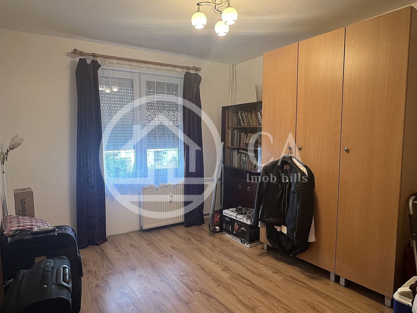 Apartament cu 4 camere de vanzare in Rogerius Oradea - Poză 10